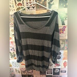 TNA stripped, rolld up sleeve sweater. Scoop neck. Like new condition. Size L